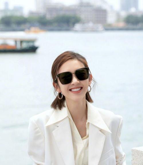 娱乐吃瓜节目女明星,揭秘女明星的幕后故事与八卦传闻